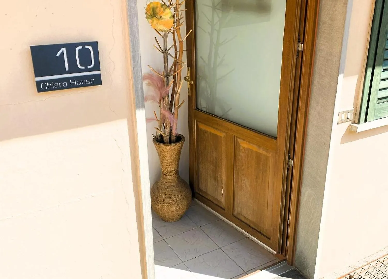 Chiara House Apartment Barga 0*,  Italy