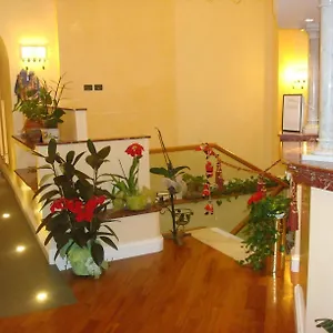 Dina Hotel Rome